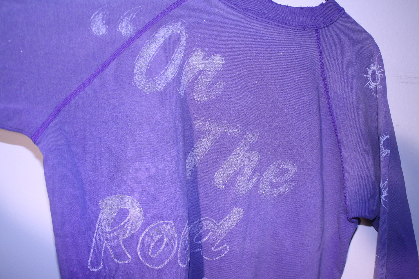 *Reverse* Willie Nelson on Vintage Hanes Sweatshirt (LG)