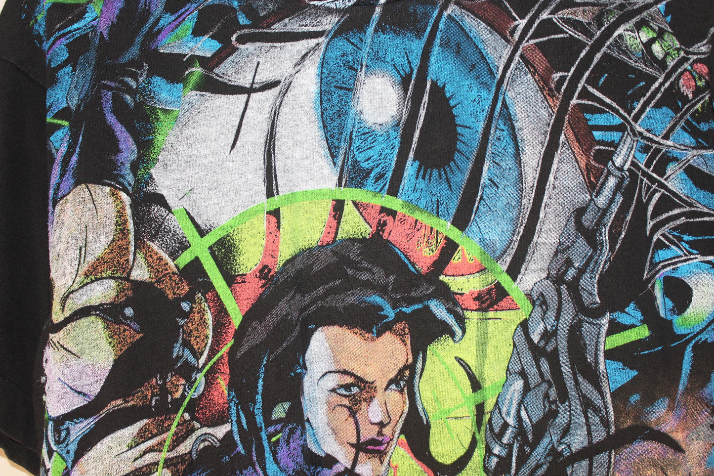 Aeon Flux on vintage single stitch shirt (L)