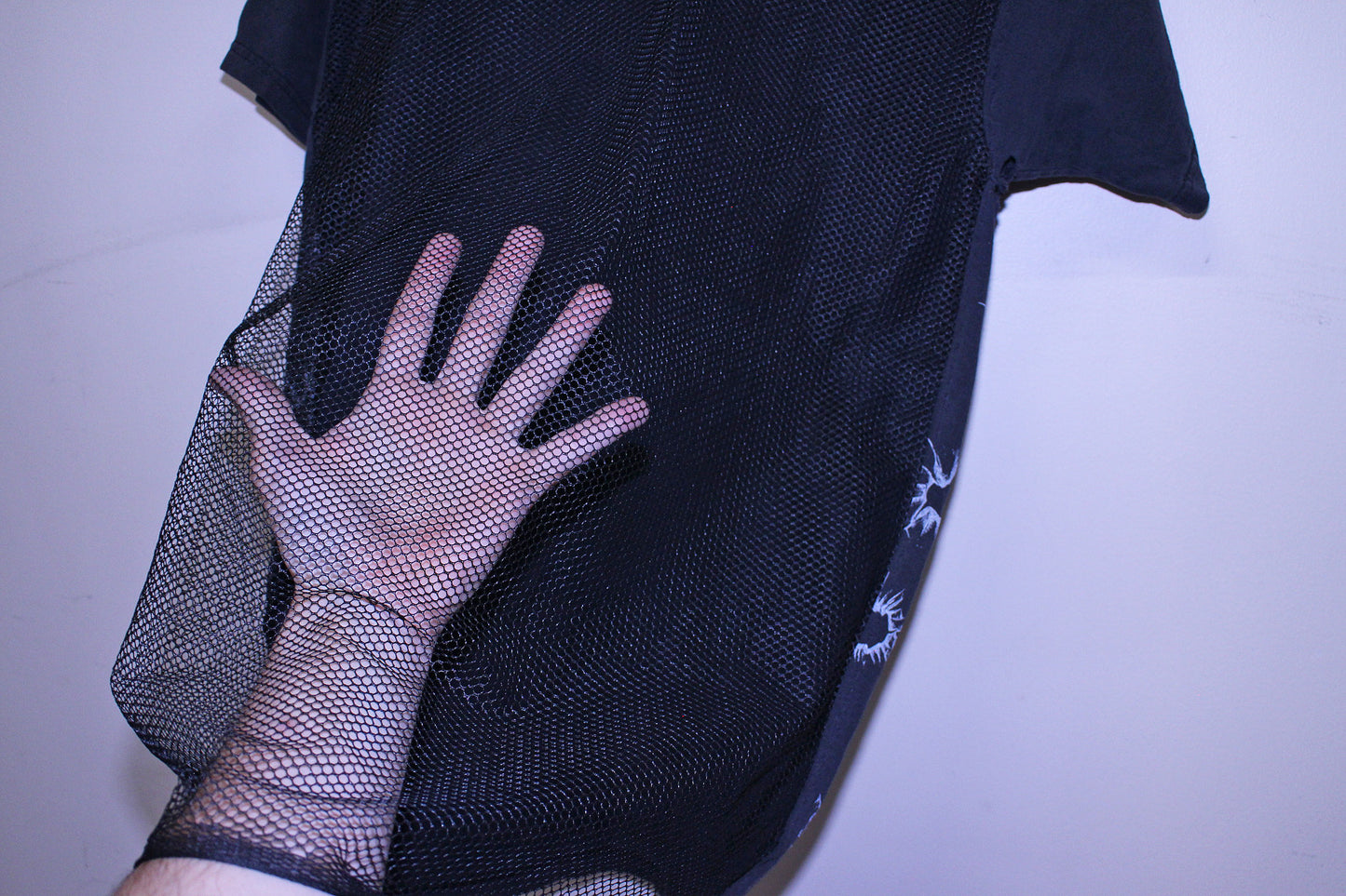 Willie Back-less mesh tee