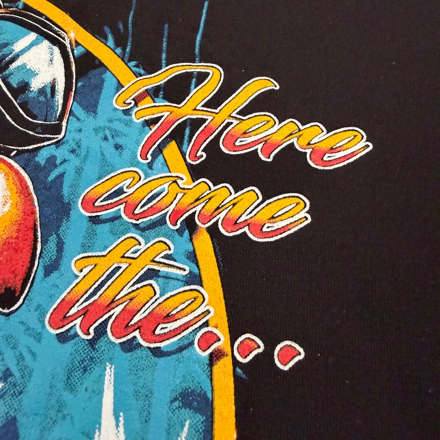 Rooster, No he ain’t gonna die…A.I.C Orig. fan art tee