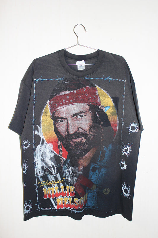 Willie Nelson faded 90's Era shortsleeve jerzees (XL)