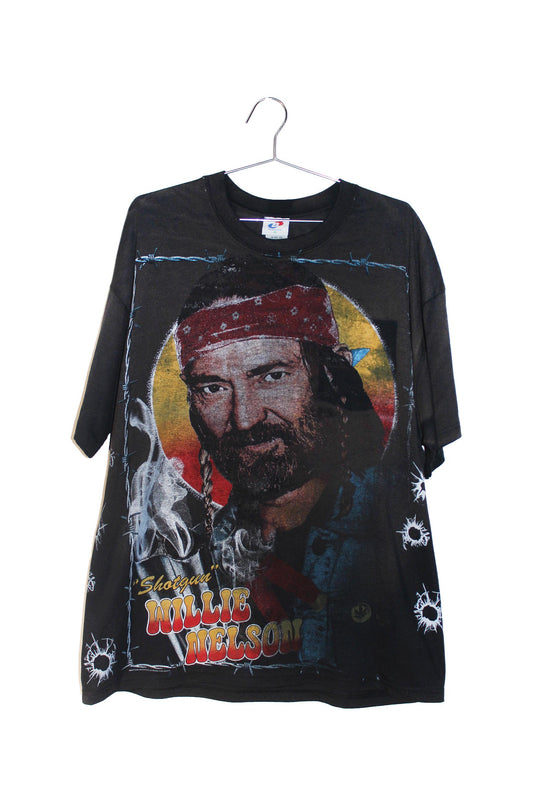 Distressed Willie Nelson on vintage Jerzees tee (XXL)