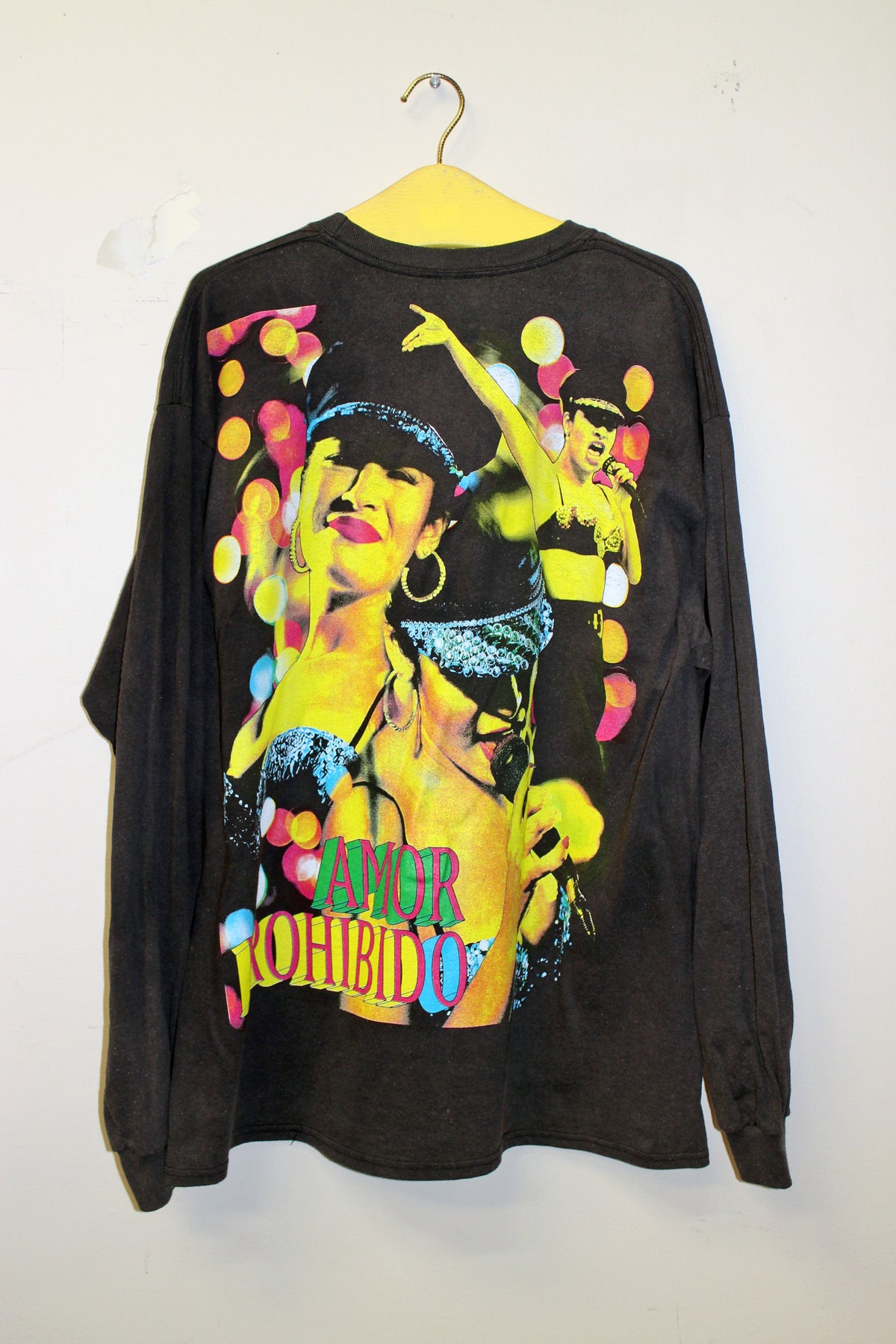 SELENA Amor Prohibito faded soft 2nd hand long sleeve shirt (M & XL)