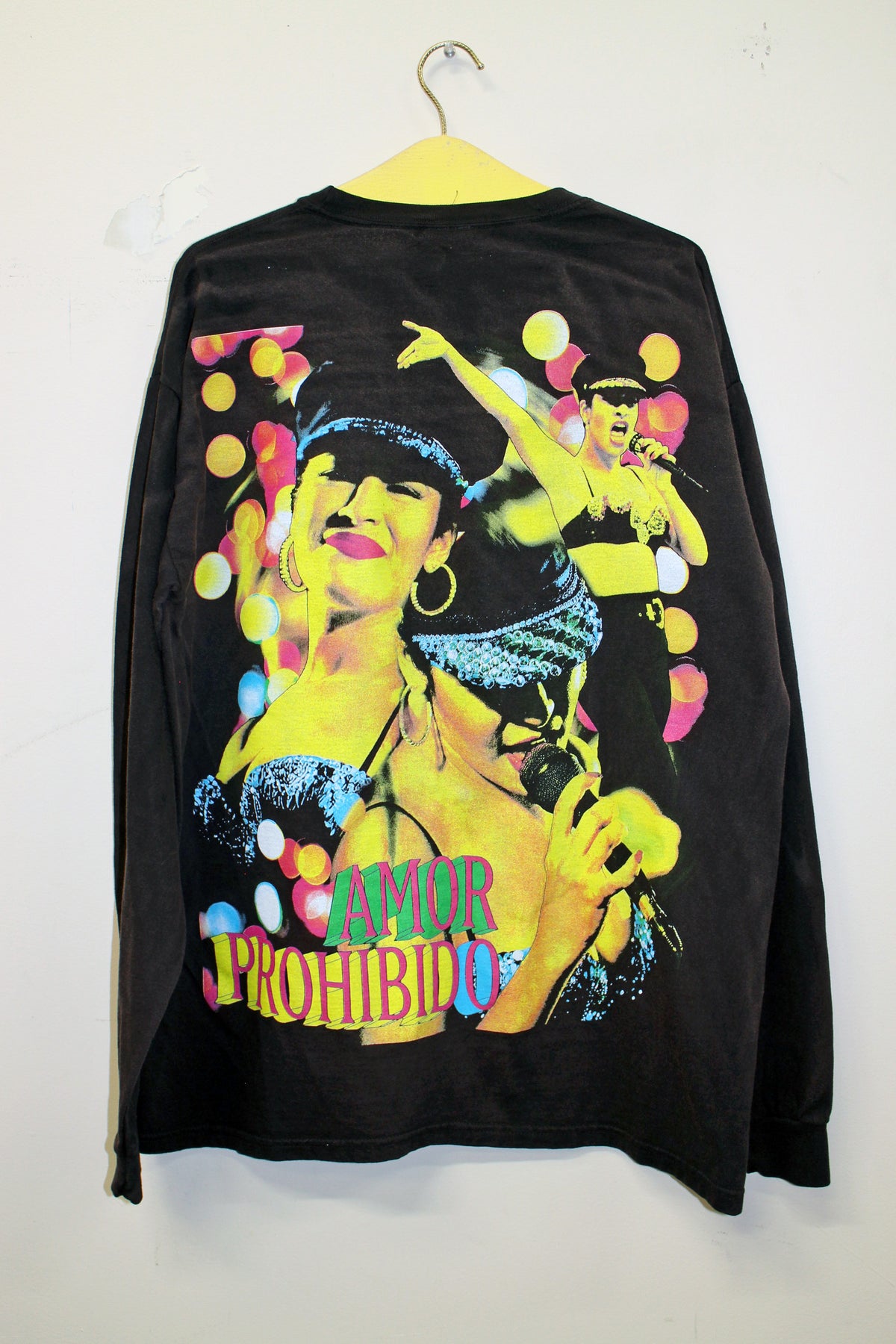 SELENA Amor Prohibito on BSC faded comfort colors longsleeve (L-XL)