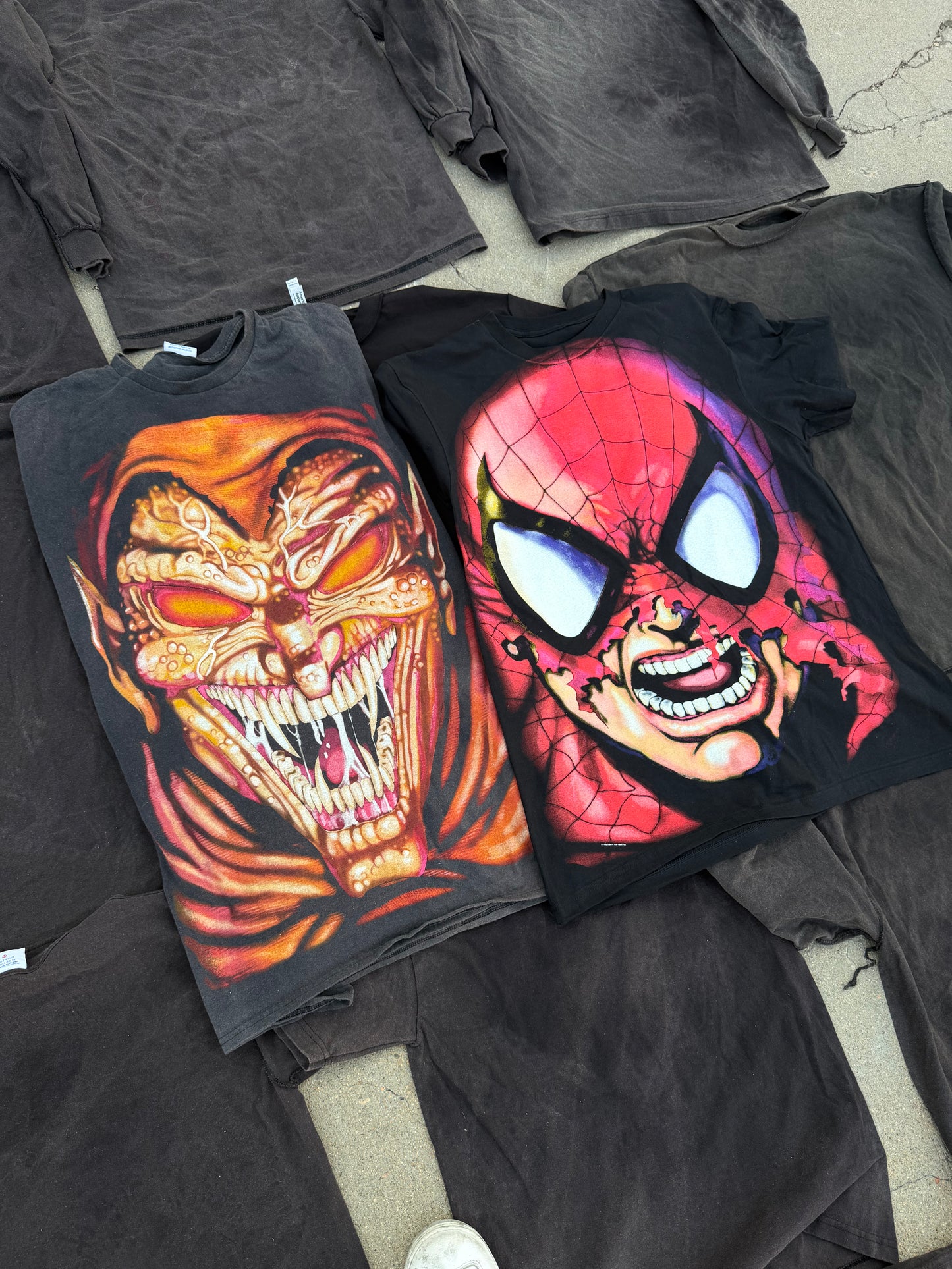 *FADED WASH* HobgobIin / Spider-man Orig. fan art tee