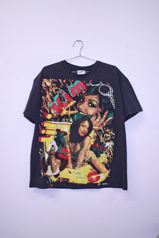 Lil Kim on vintage faded black LEE tee (XL)
