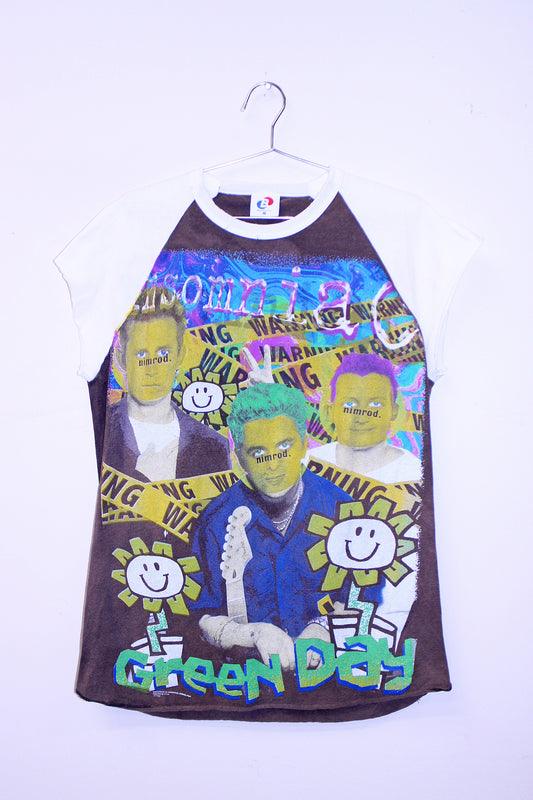 Green Day on faded cut off raglan (L)