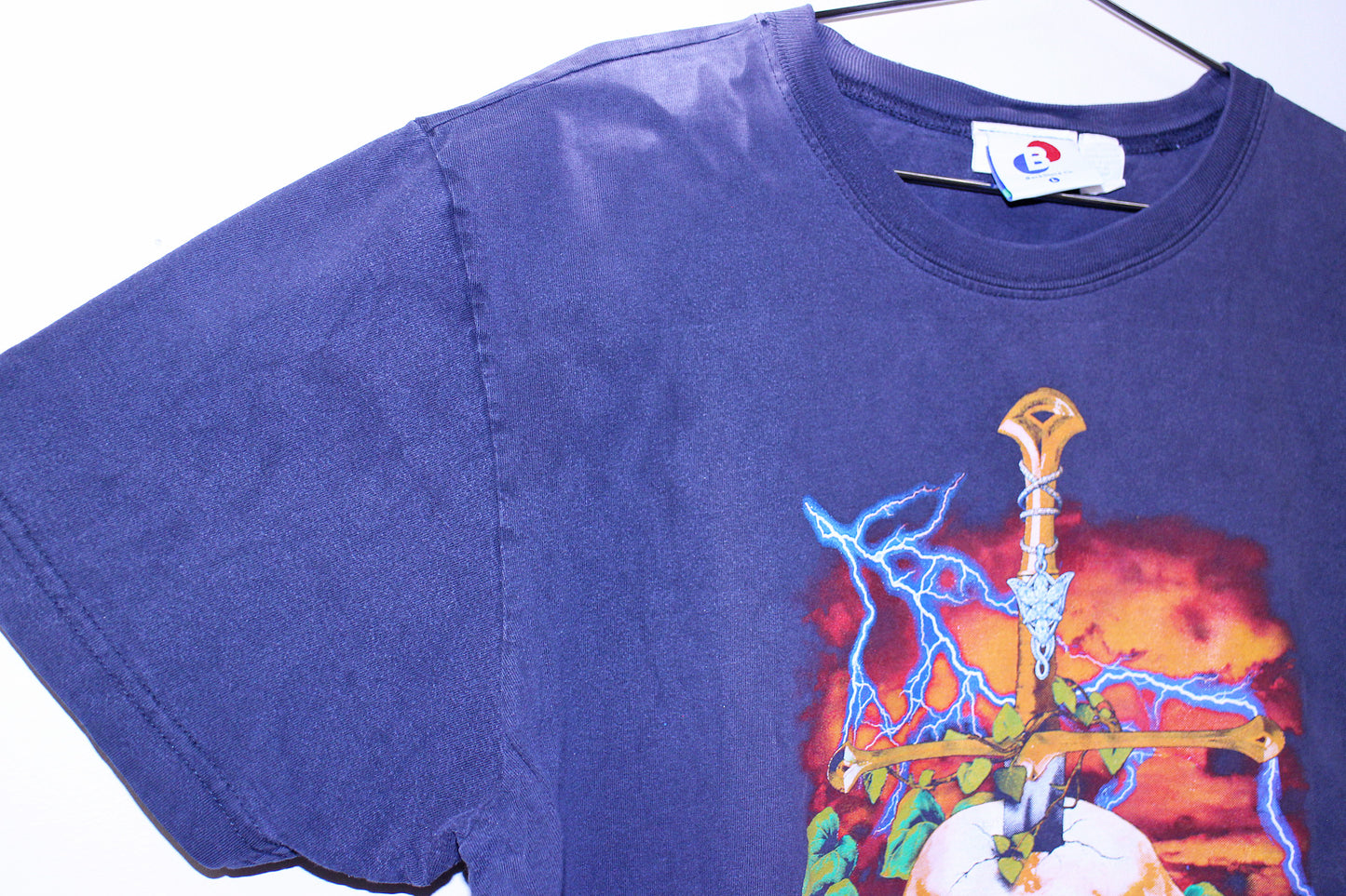 LOTR on vintage faded womens Liz Claiborne tee (2-L)