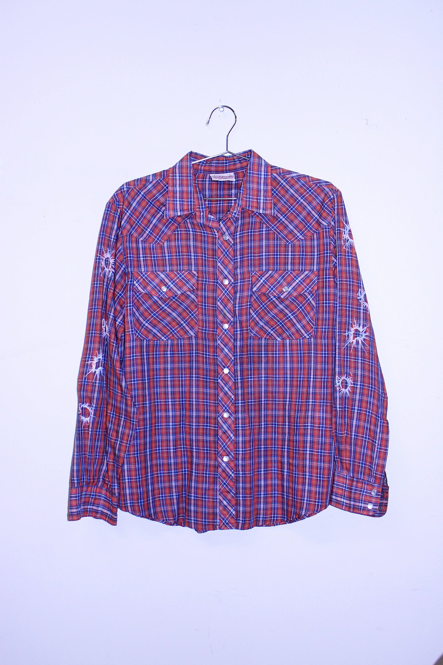 Willie on thin CS&CO western pearl snap button up (L)
