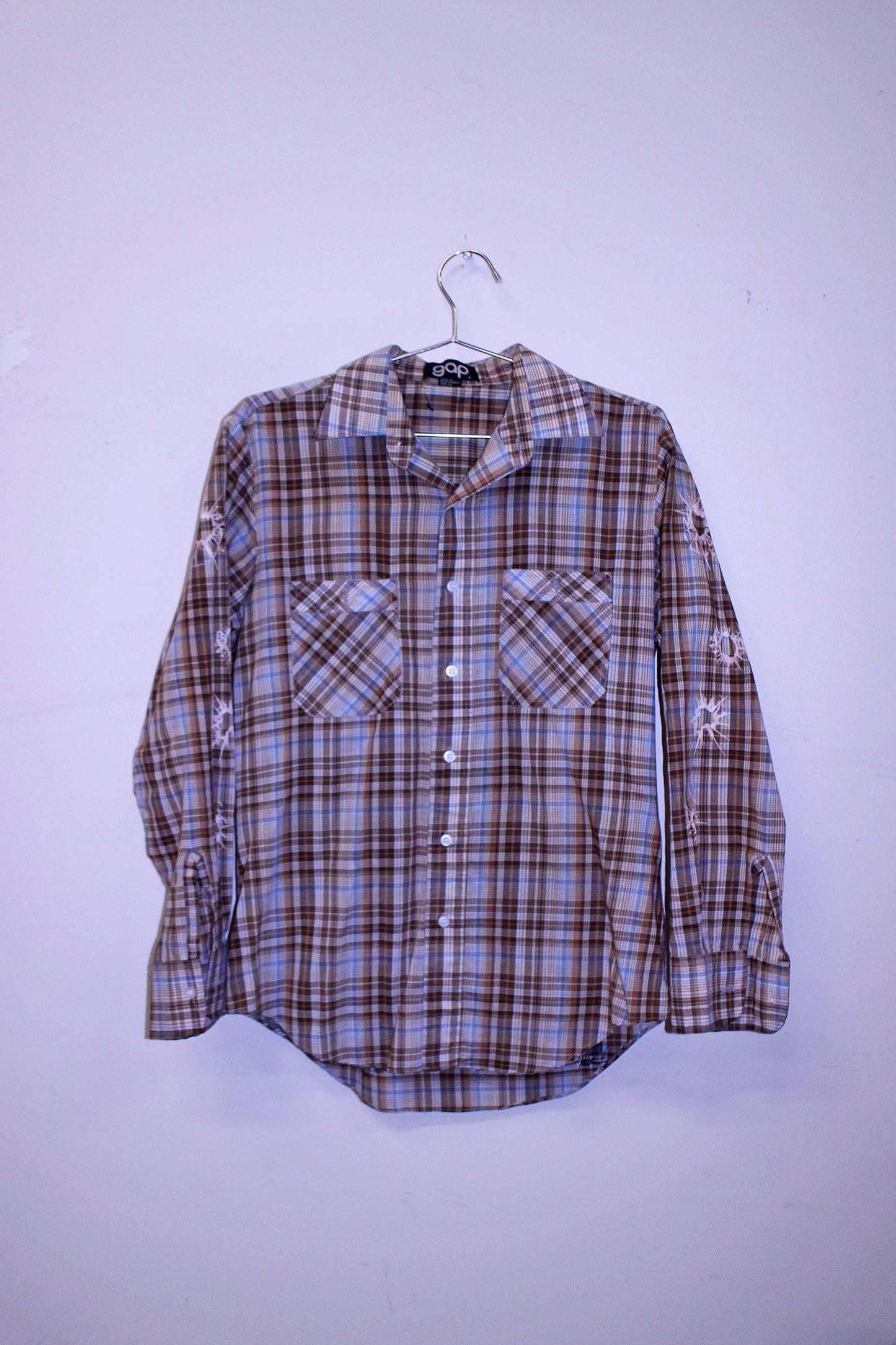 Willie on vintage GAP western pearl snap (M)