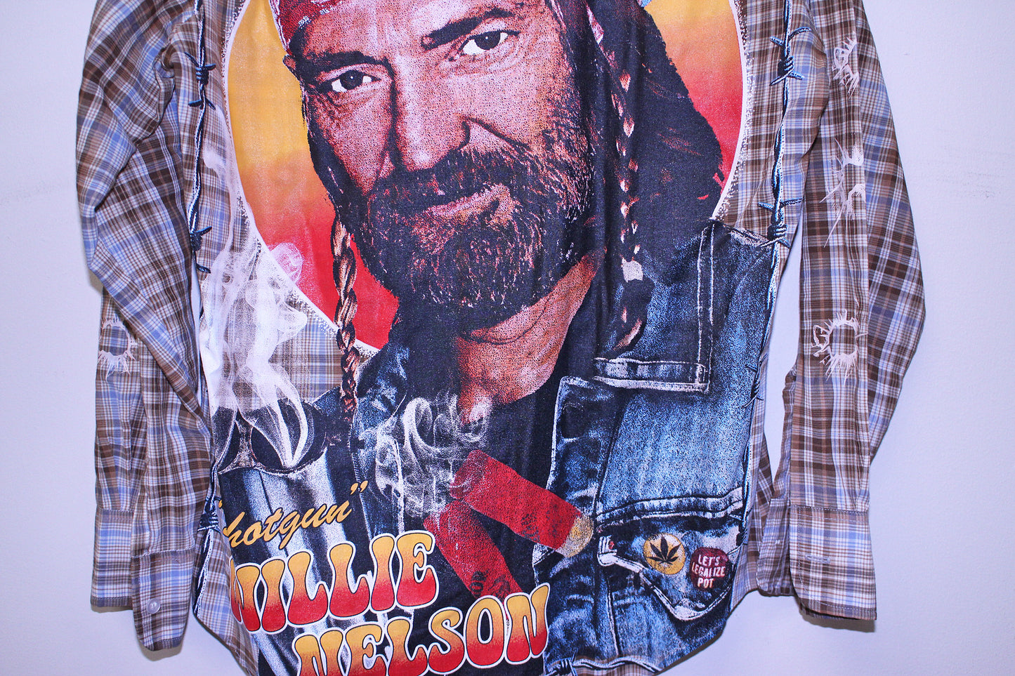 Willie on vintage GAP western pearl snap (M)