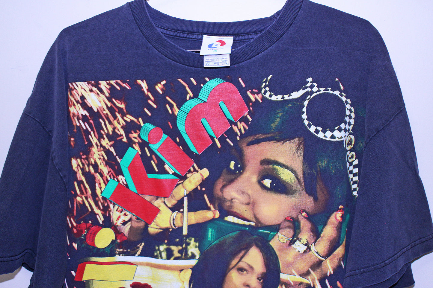Lil Kim on perfect faded y2k Alstyle Tee (XXL)