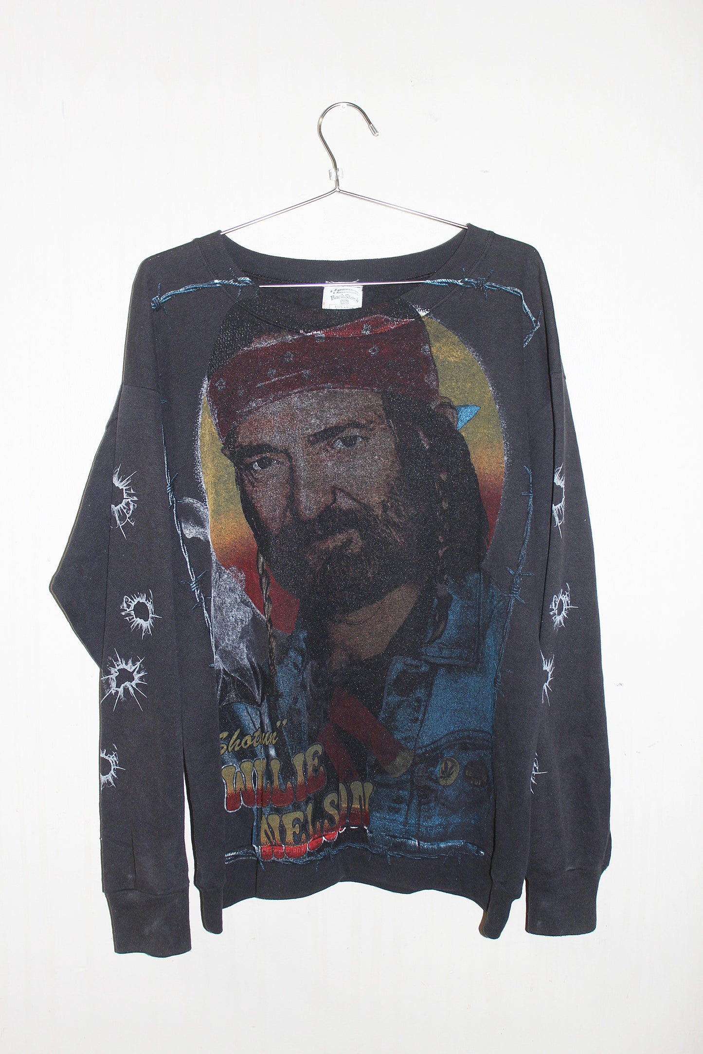 Willie Nelson on Vintage Faded Sweatshirt (LG)